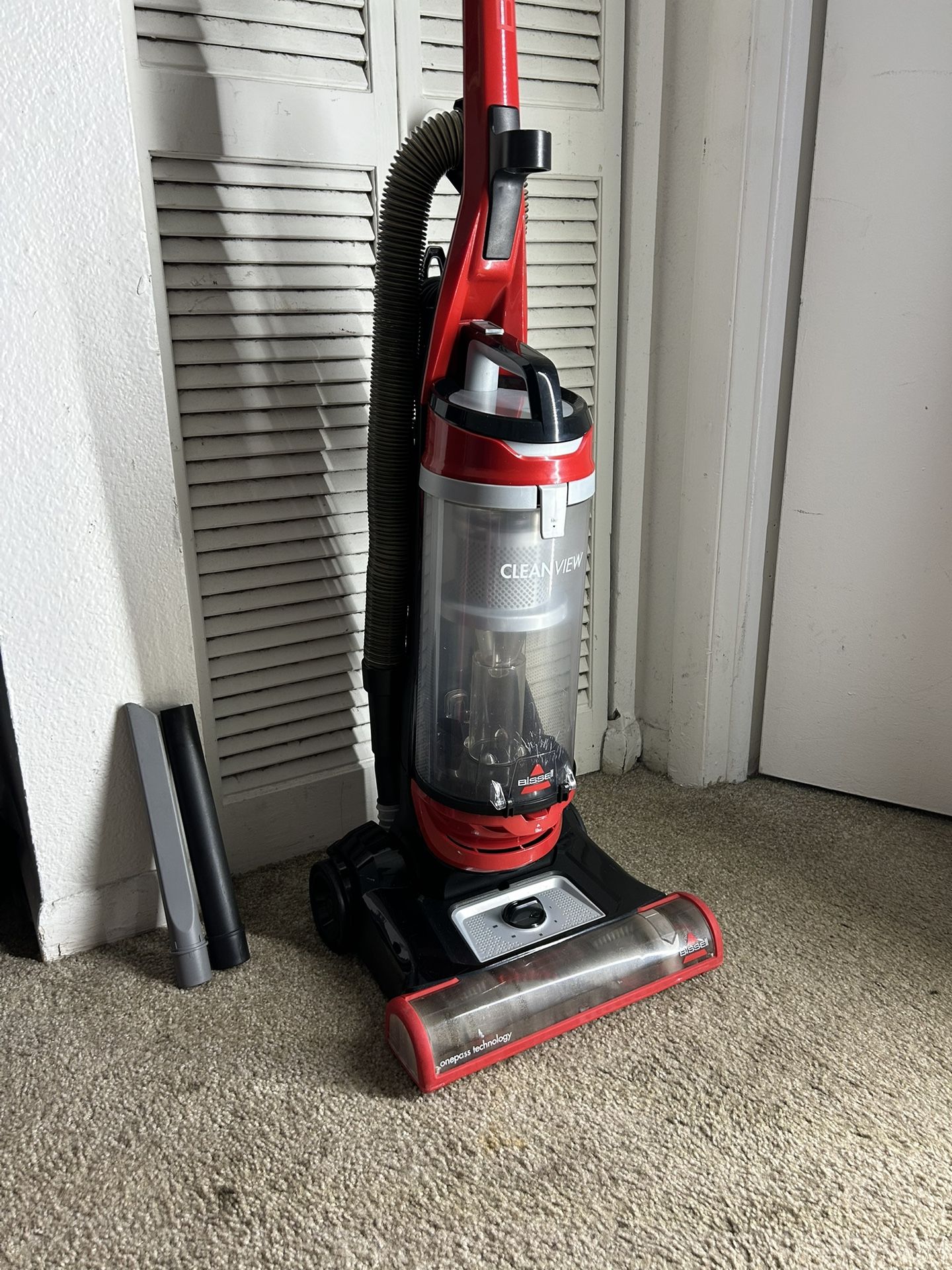 BISSELL Vacuum