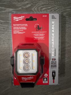 Milwaukee 2015R Rechargeable Pivoting Task Light