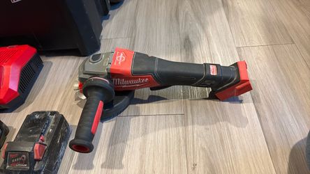 Milwaukee M18 Fuel Angle Grinder