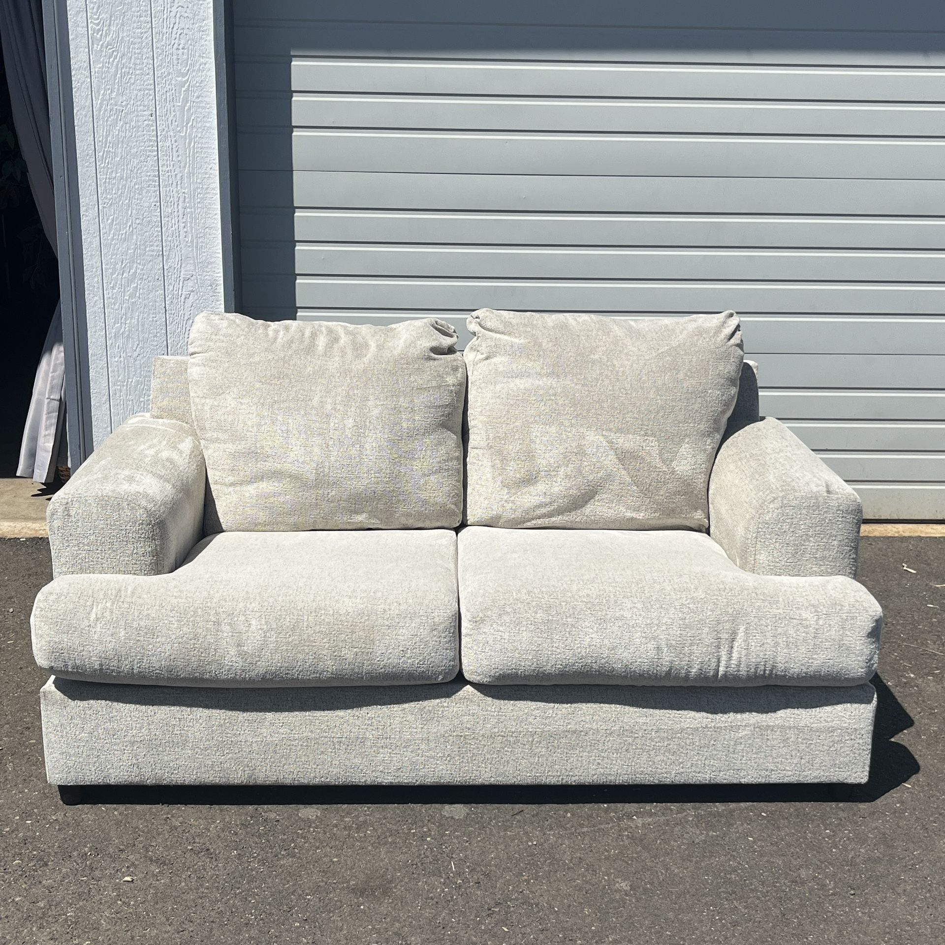 Good Comfy Couch