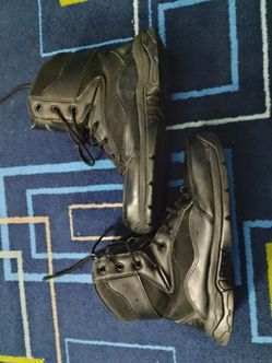 Men's size 8 1/2 work boots