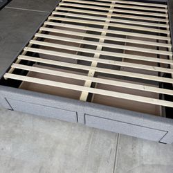 Upholstered Queen Storage Bed with 4 Drawers