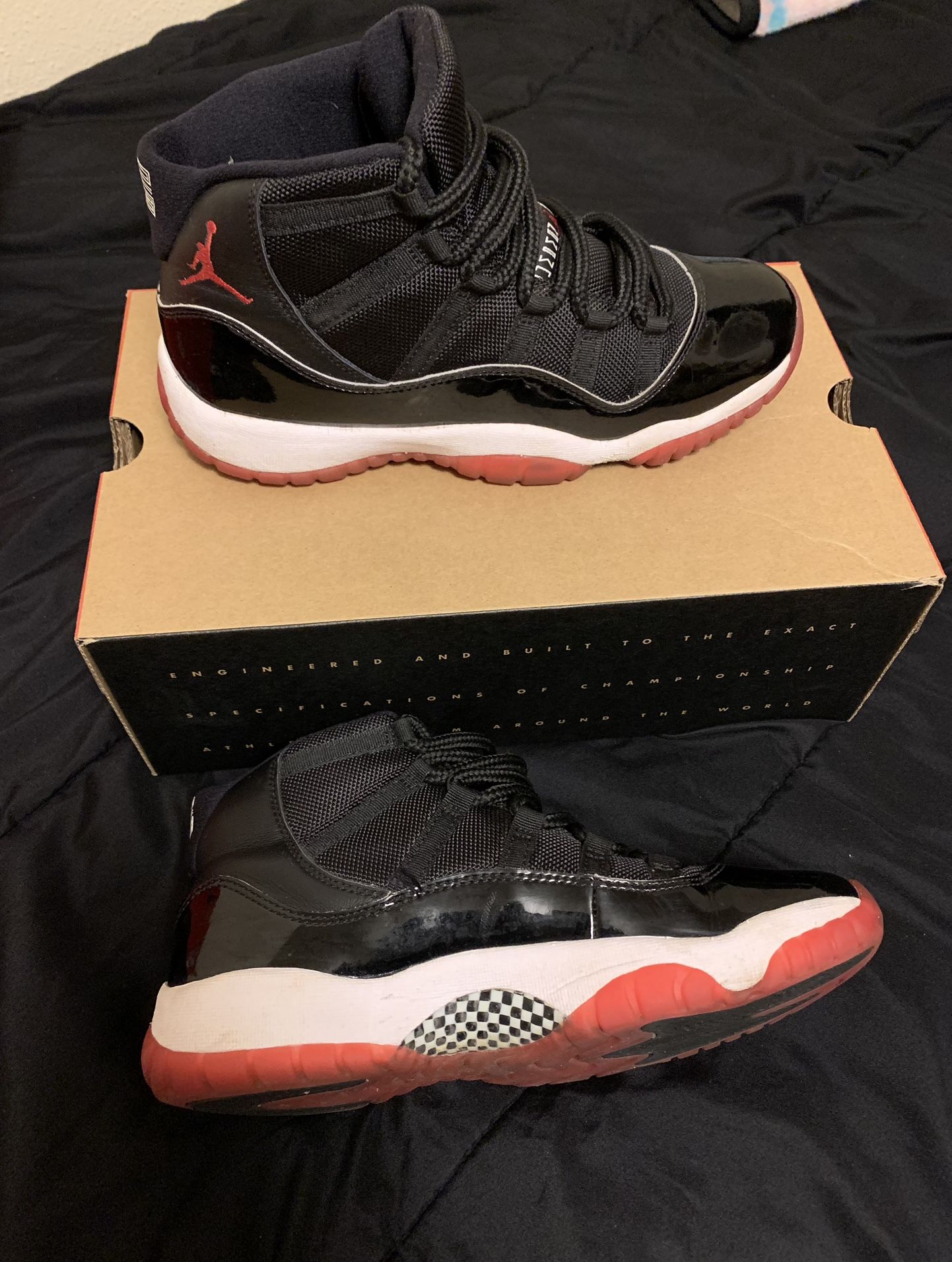 Jordan Bred 11 - 7Y