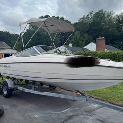 Bow Rider 19 Foot Boat