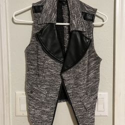 Mossimo Moto Style Sweatervest, XS