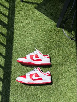 Nike dunks champion red