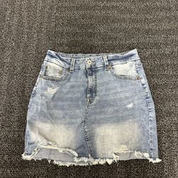 No Boundaries Super High Rise Distressed Denim Mini Skirt Size 13