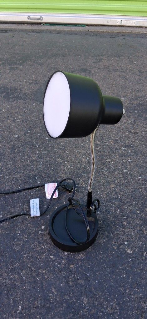 Compact Lamp