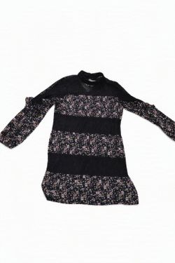 City Triangles black lace and floral long sleeve dress, L. EUC.