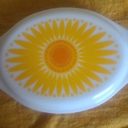 Pyrex Casserole Dish