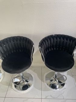 Set 2 bar stools (Nuevo en Su caja)