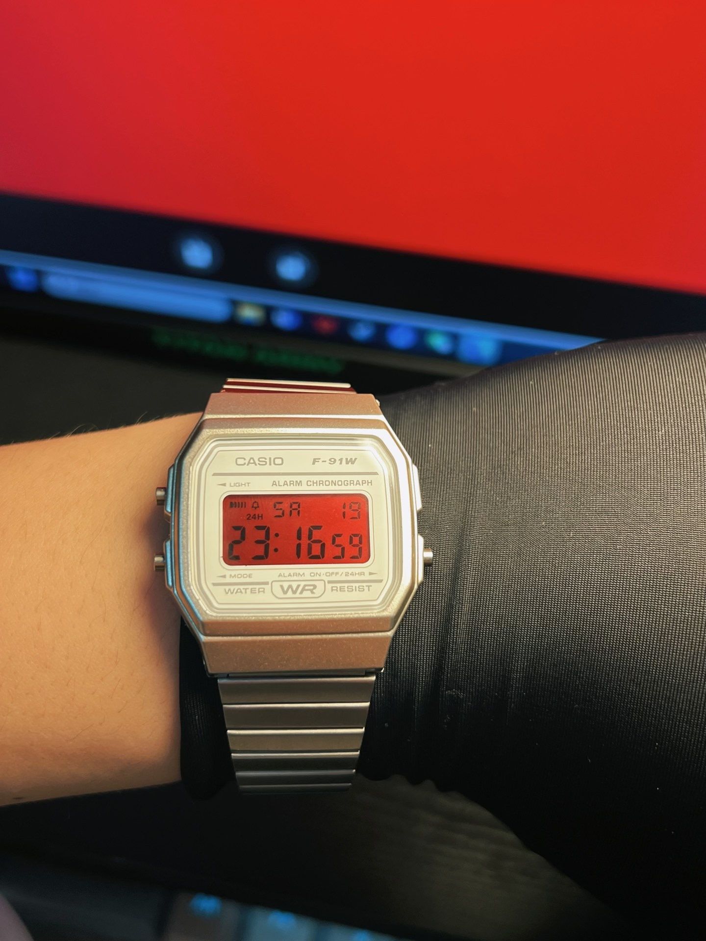 Casio F91W Blood Red Modded Display w/ Silver Metal Strap 