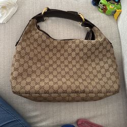 Authentic Gucci purse 