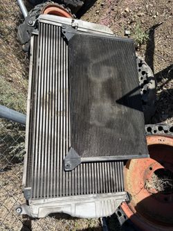 Radiator And Intercooler For Duramax 6.6 LLY 2005