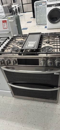 6.9 cu. ft. Smart Gas Double Oven Slide-in Range with InstaView®, ProBake® Convection, Air Fry, and Air Sous Vide