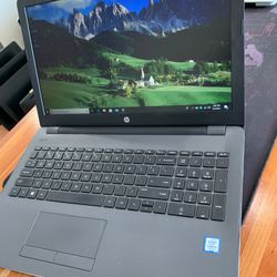 HP 15” 250 G6 i5-7200u 8GB RAM 256GB SSD -Windows 10!!!!