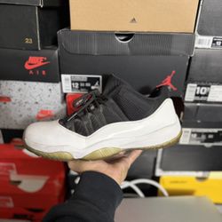 Jordan Tuxedo 11 Lows size 10 USED 