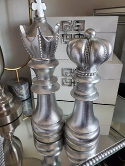 King and Queen Deco