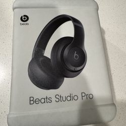 New/ Sealed Beats Studio Pro ***Newest Model