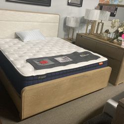 Bedroom Set! $2,099! Easy Financing! 🩶☎️🚨 