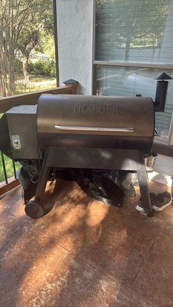 Traeger barbecue pit