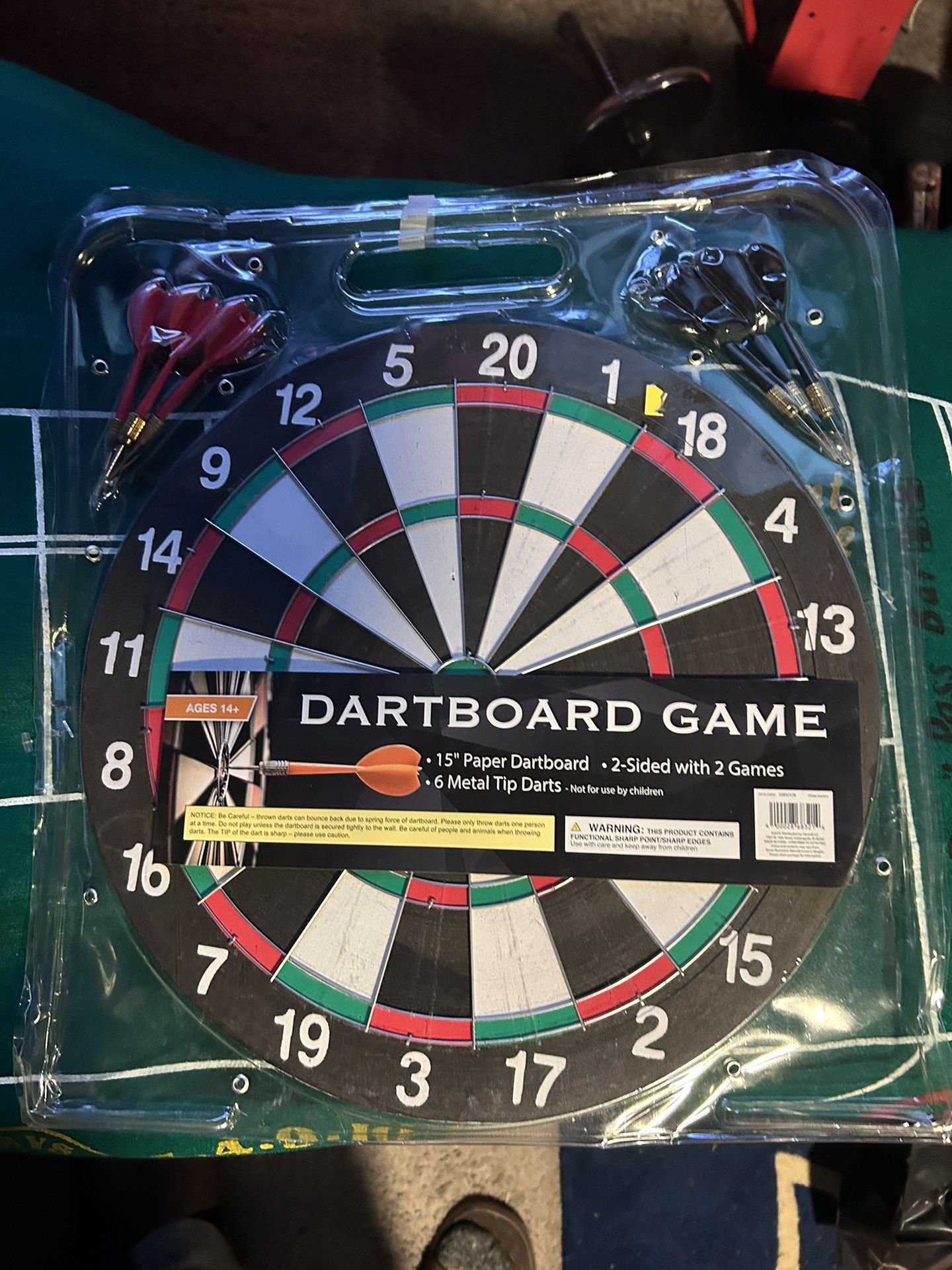 15” Dartboard Game 6 Metal Darts