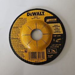 Dewalt DW8434 4-1/2" x 1/8" x 7/8" Type 27 Pipeline Cutting Grinding Wheel