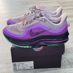 Nike Pegasus Premium Size 6.5 w / 5 m 