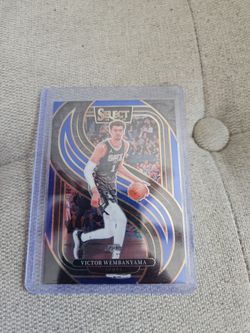Victor Wembanyama 2024-25 Panini Select NBA Card