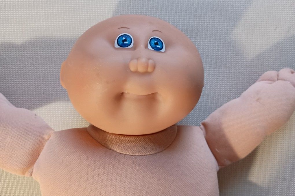 Cabbage Patch Kids. Clean. ) Signed 1985 Vintage. 