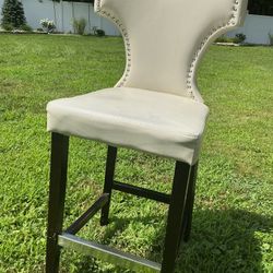3 Bar Stools 