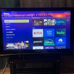 Panasonic 45ich , Flat Screen Tv , With Wall Mount Equipmen