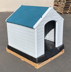 (NEW) $150 Waterproof Plastic Dog House for X-Large size pet Indoor Outdoor Cage Kennel 42x42x45 inches