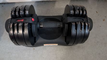 Adjustable dumbbells