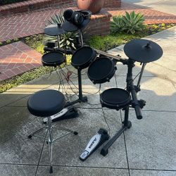 Electronic Drum Set