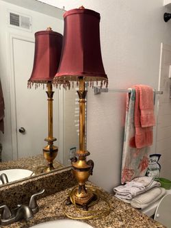 Vintage looking lamp
