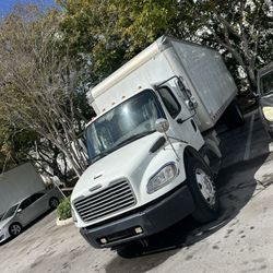 2015 Freightliners Box Truck 