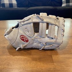 Rawlings Liberty Advanced Fastpitch Softball First Base Glove. Model RLAFB 13”