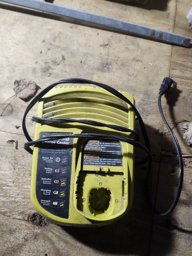 Ryobi Charger