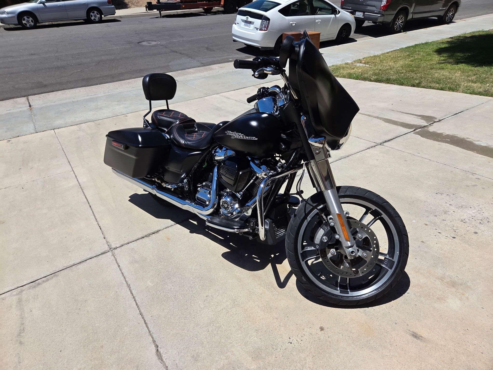 2017 Harley Davidson FLHX