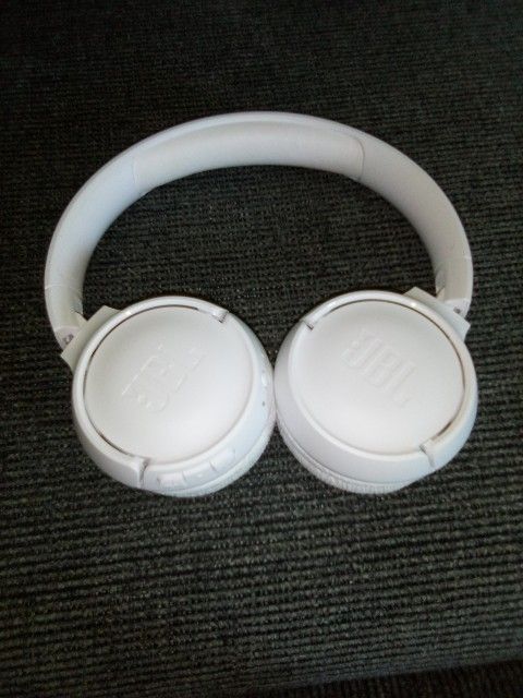 JBL New Headphones Send A Offer
