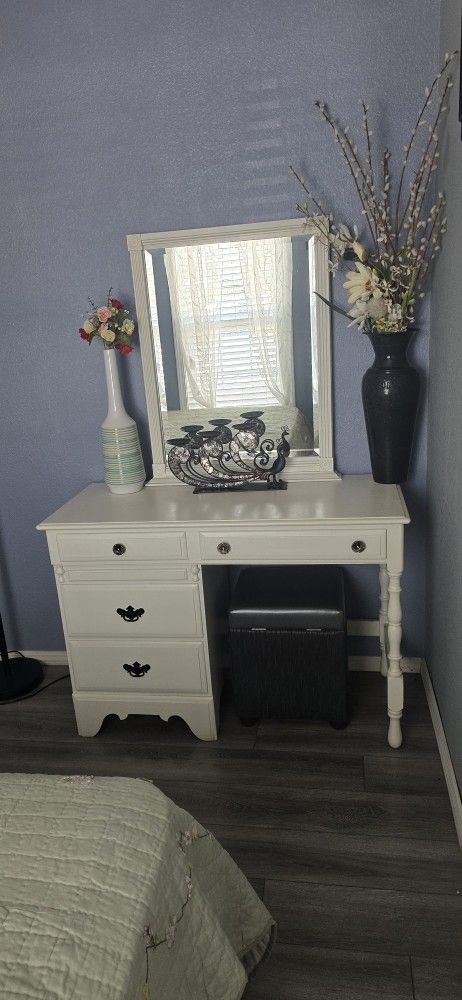 Bedroom / Recamara