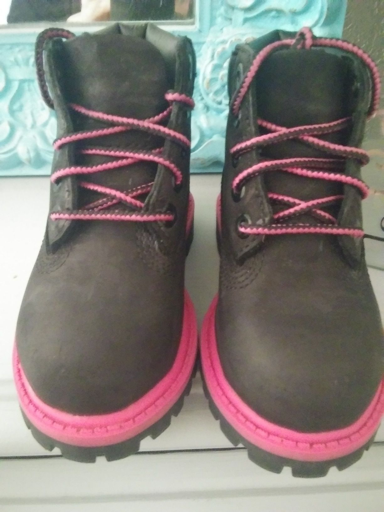 Timberland lil girl boots size 6