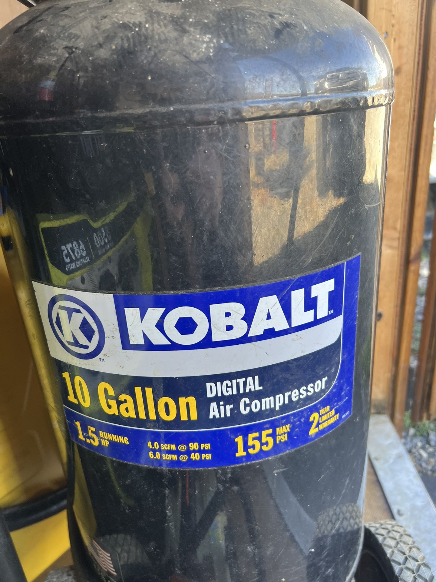 Digital Kolbolt Air Compressor