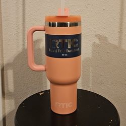 RTIC Road Trip Tumbler 40oz Water Bottle 