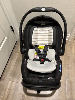 Graco SnugRide SnugFit 35 DLX Infant Car Seat + Base