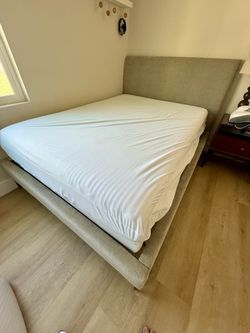 Full-Size Mattress/Box (Frame not Included)
