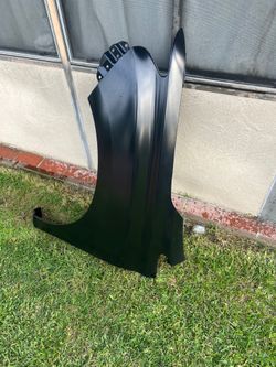 Lexus RX350/450h Driver side Front Fender (2010-2015)