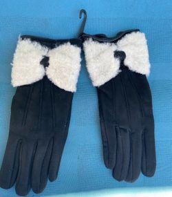 Black Suede Gloves
