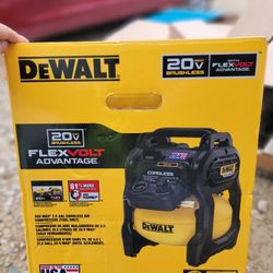Dewalt Flexvolt Advantages 20v 2.5 Gallon Cordless Air Compressor Tool Only 